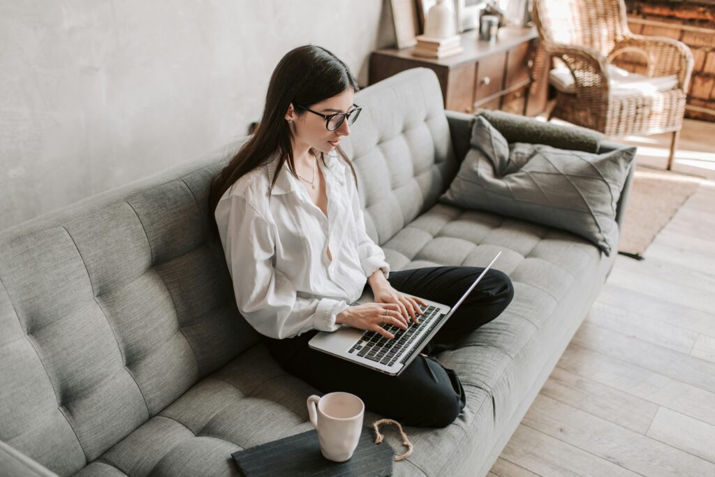 selling subscriptions online