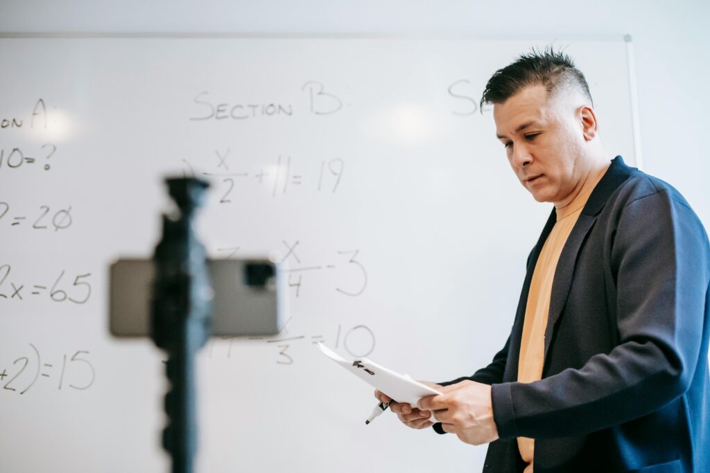 how to sell online courses