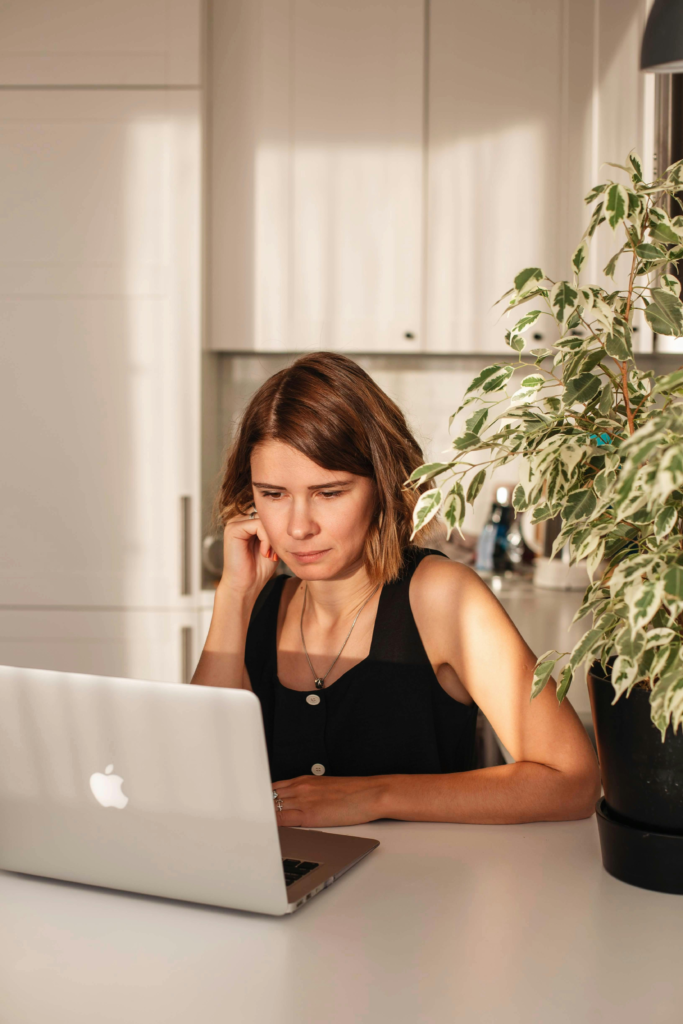 what is a subscription box business